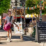 Stay Portland - City Serenity- Stylish 2-Bed Alberta Haven